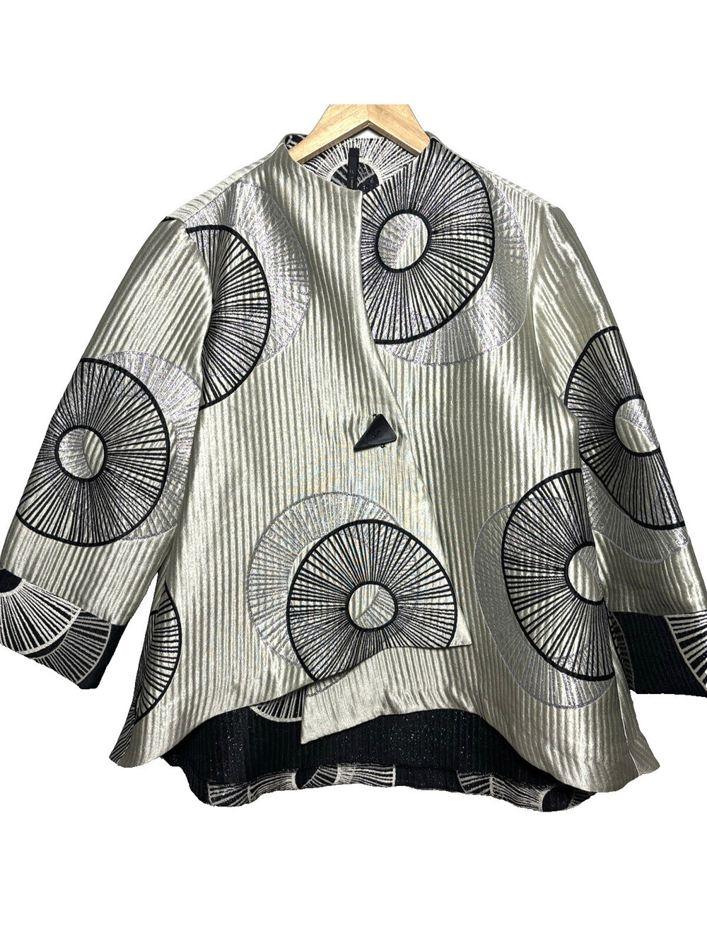 IC by Connie K Metallic Silver Asymmetrical Hem Art to Wear Jacket Blazer Large